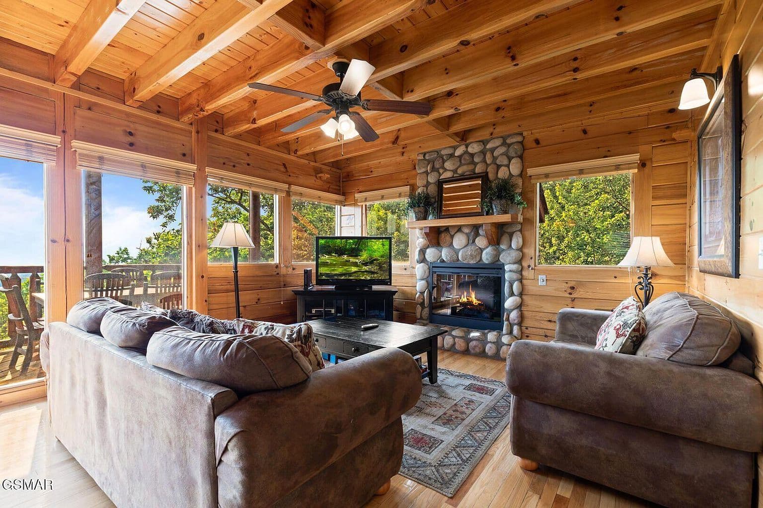 1851 Starr St - Image 3