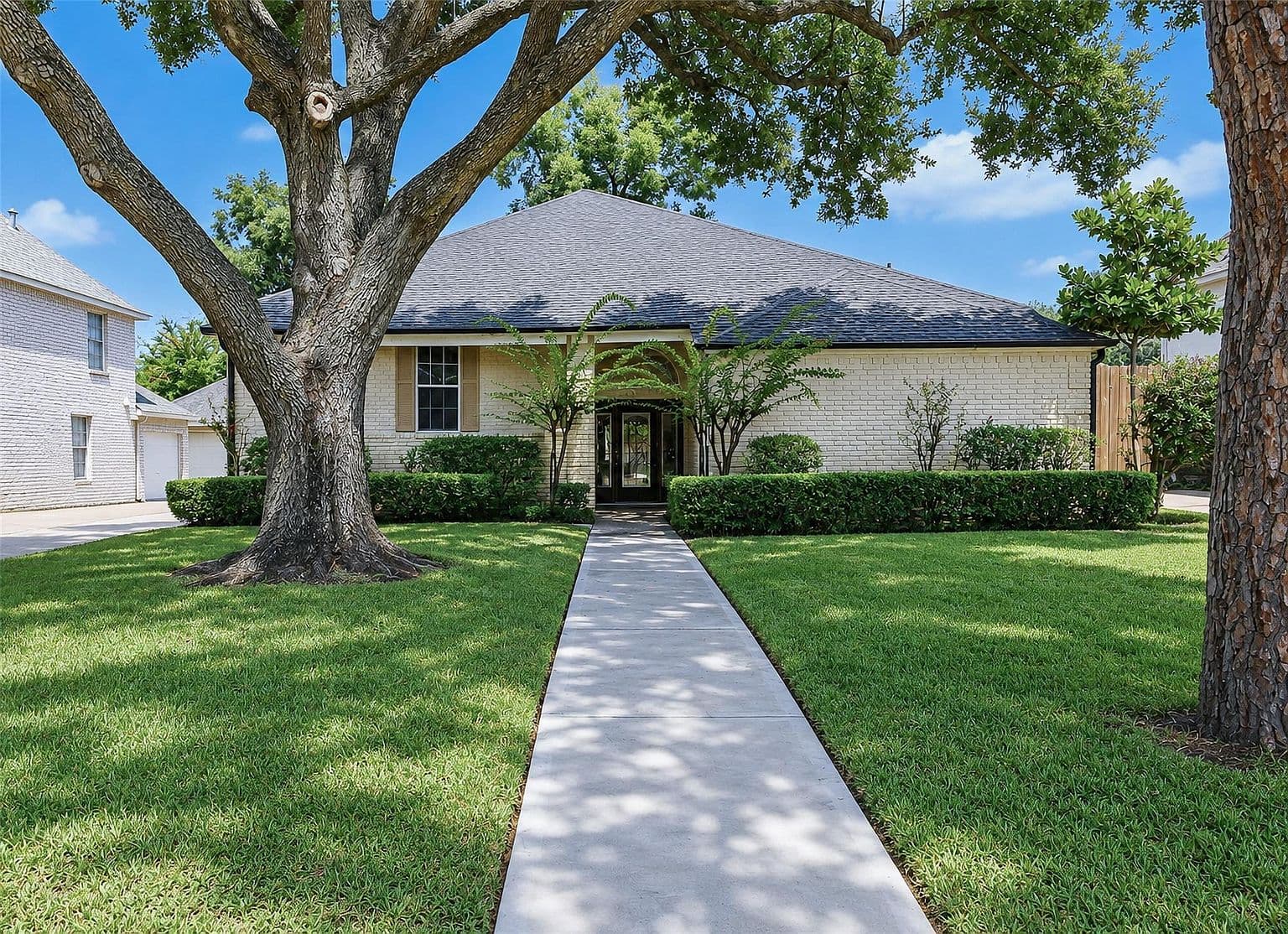 1311 Shillington Dr - Image 2