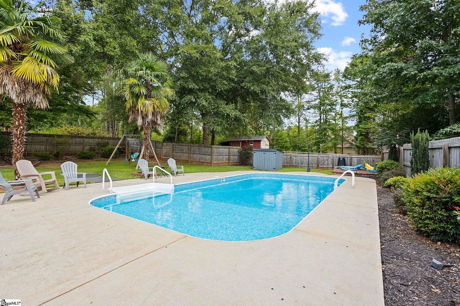15 Morningdale Dr - Image 2