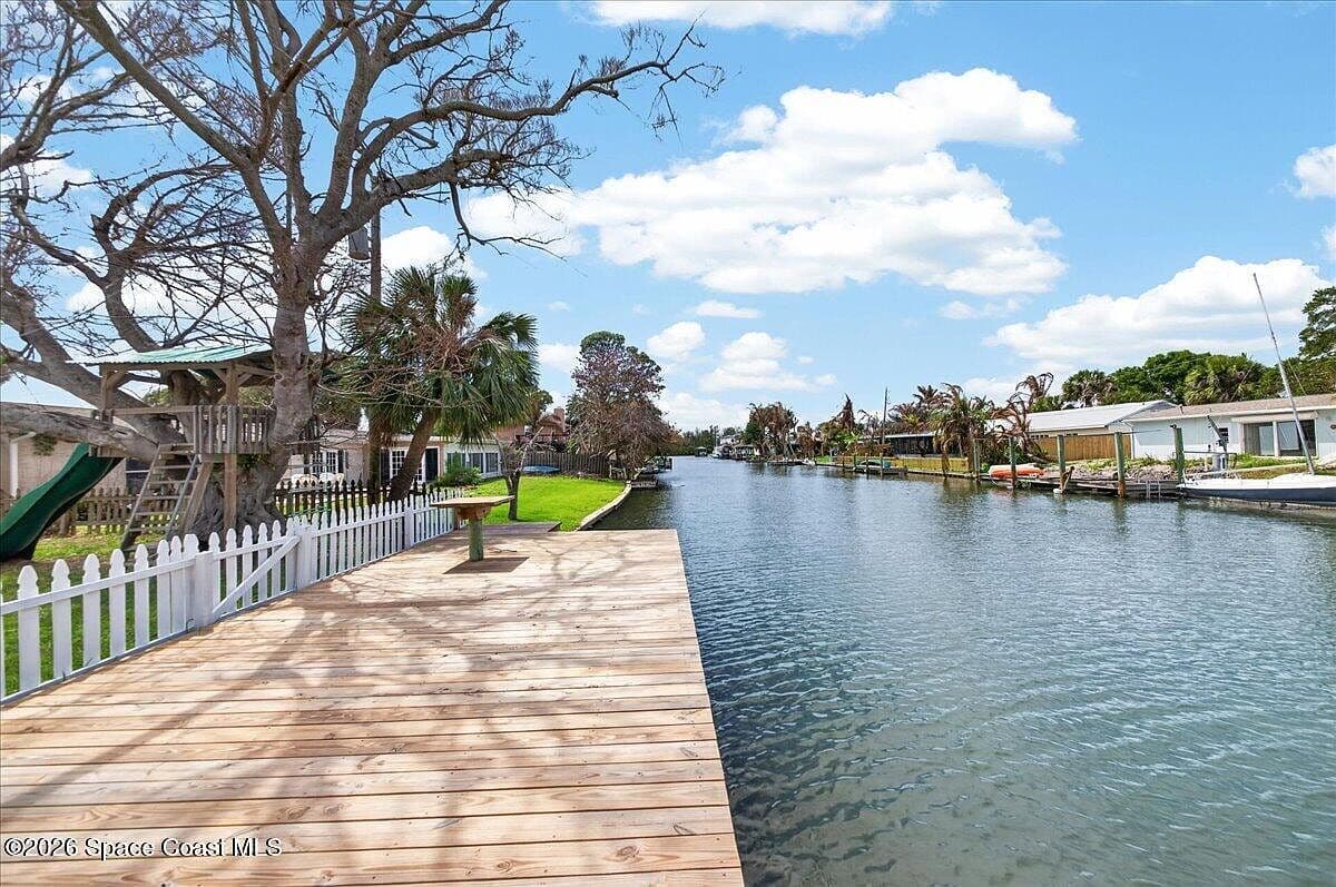 433 Blakey Blvd - Image 2