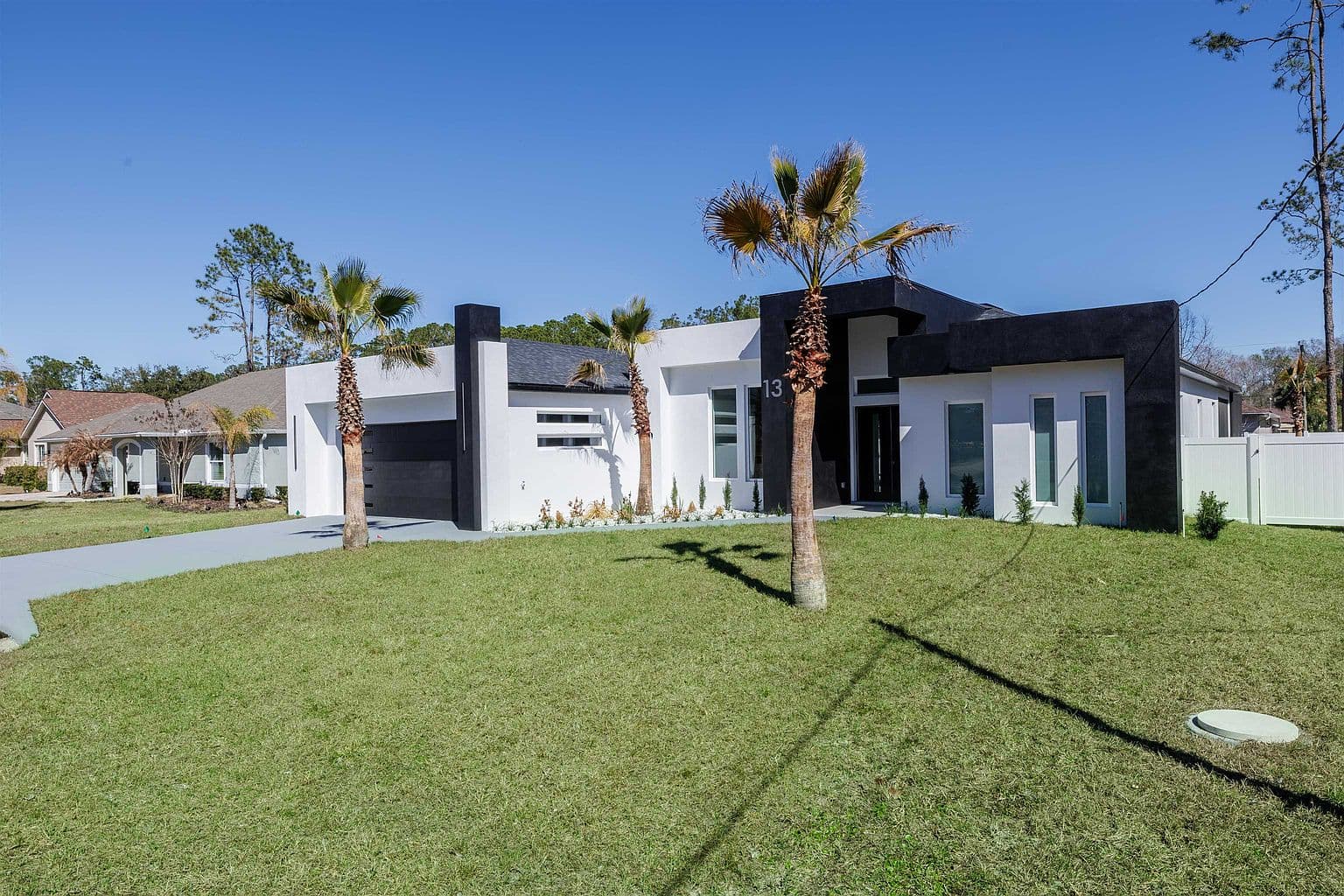 13 Edith Ln - Image 2