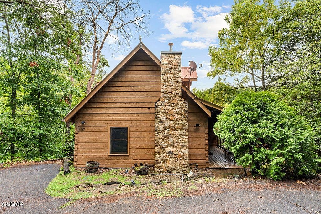 229 Cherokee Path Way - Image 3