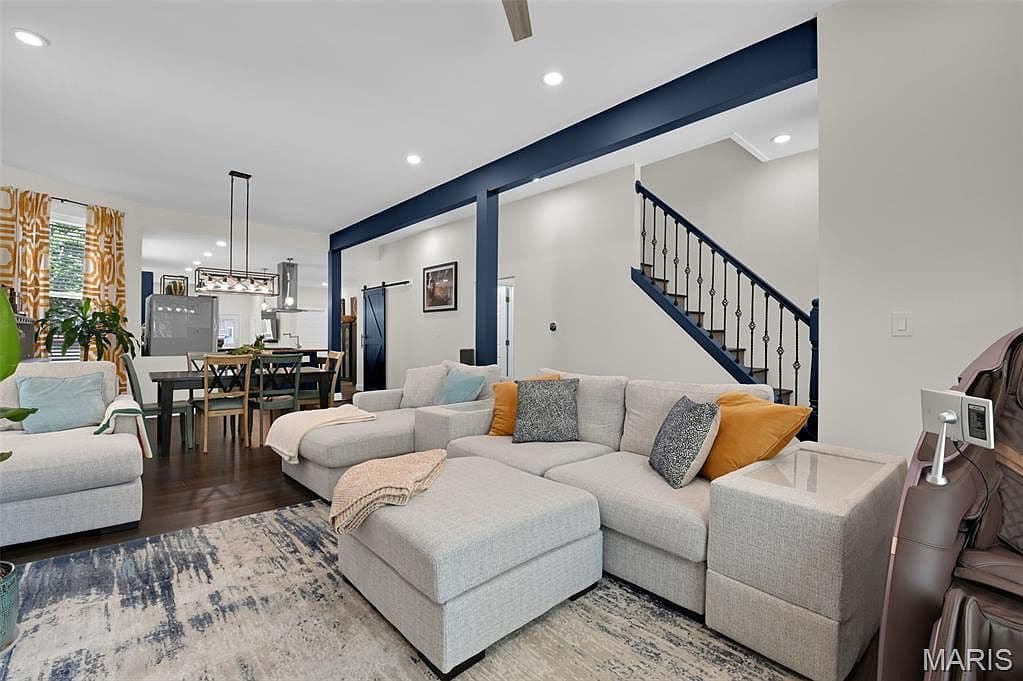 4033 Cleveland Ave — photo 5