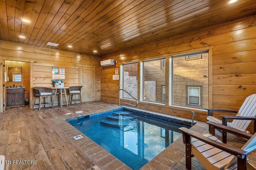 2832 Sequoia Rd - Image 2