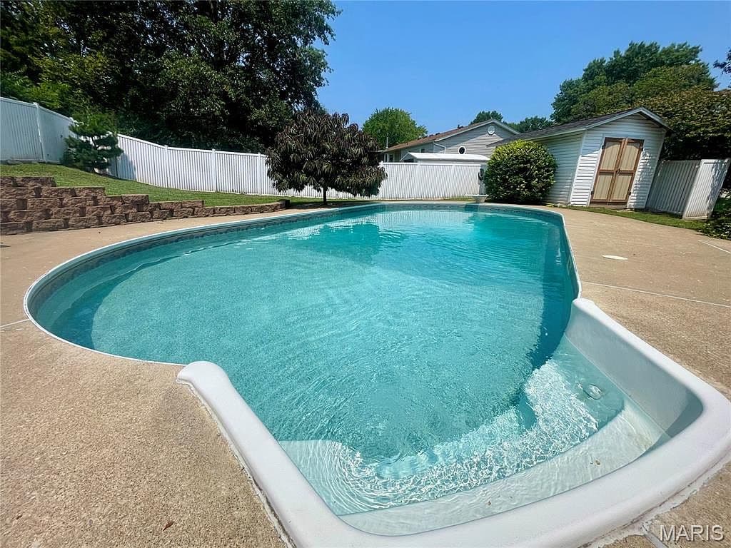 225 Timberidge Dr — photo 6