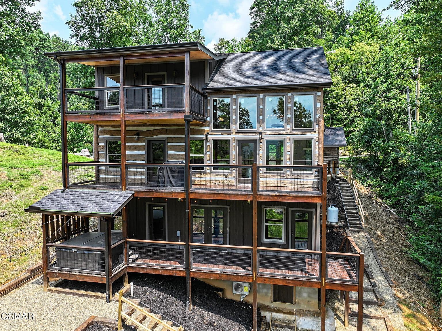 626 Jess Field Rd - Image 2