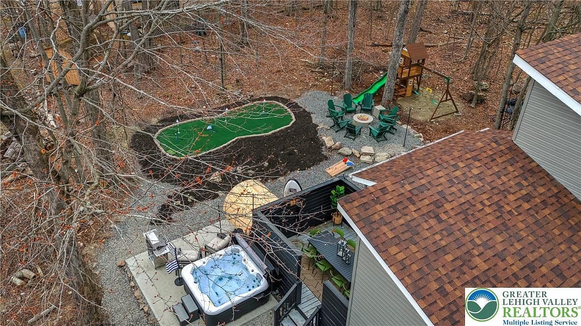 8499 Bumble Bee Way — photo 5
