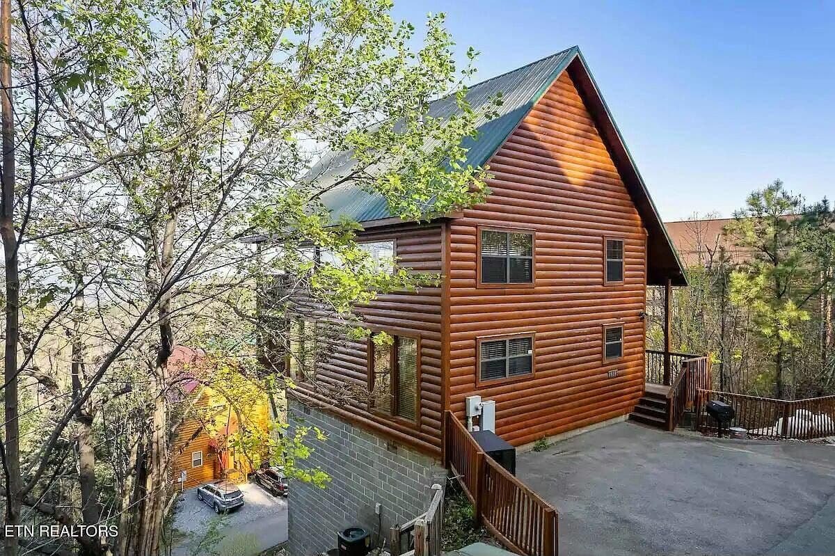 2313 Fox Berry Way - Image 3