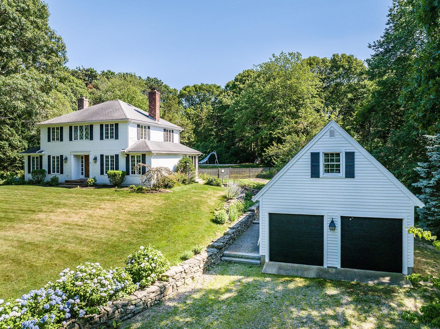 20 Howland Lane - Image 2
