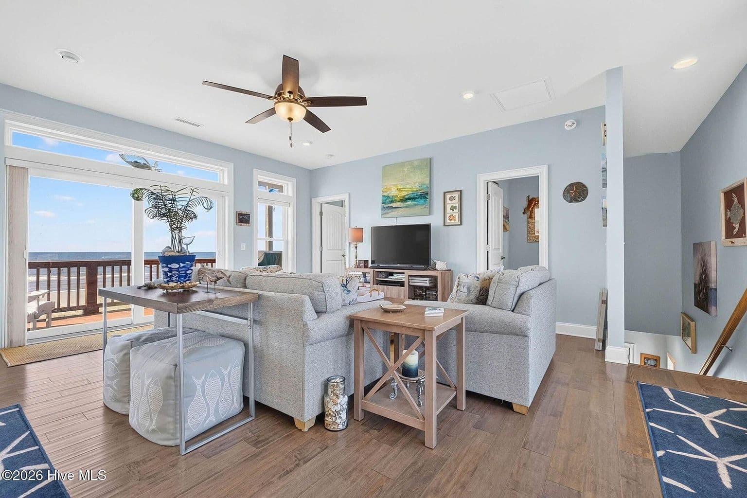 917 E Beach Drive - Image 3