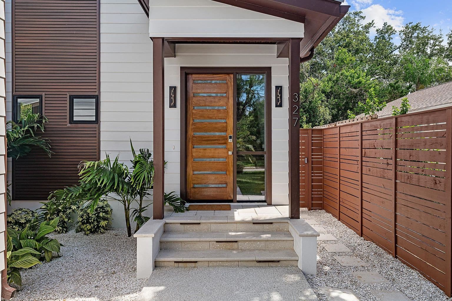 327 Minorca Ave — photo 5
