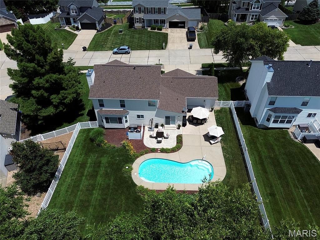 15 Lord Edward Ct — photo 5