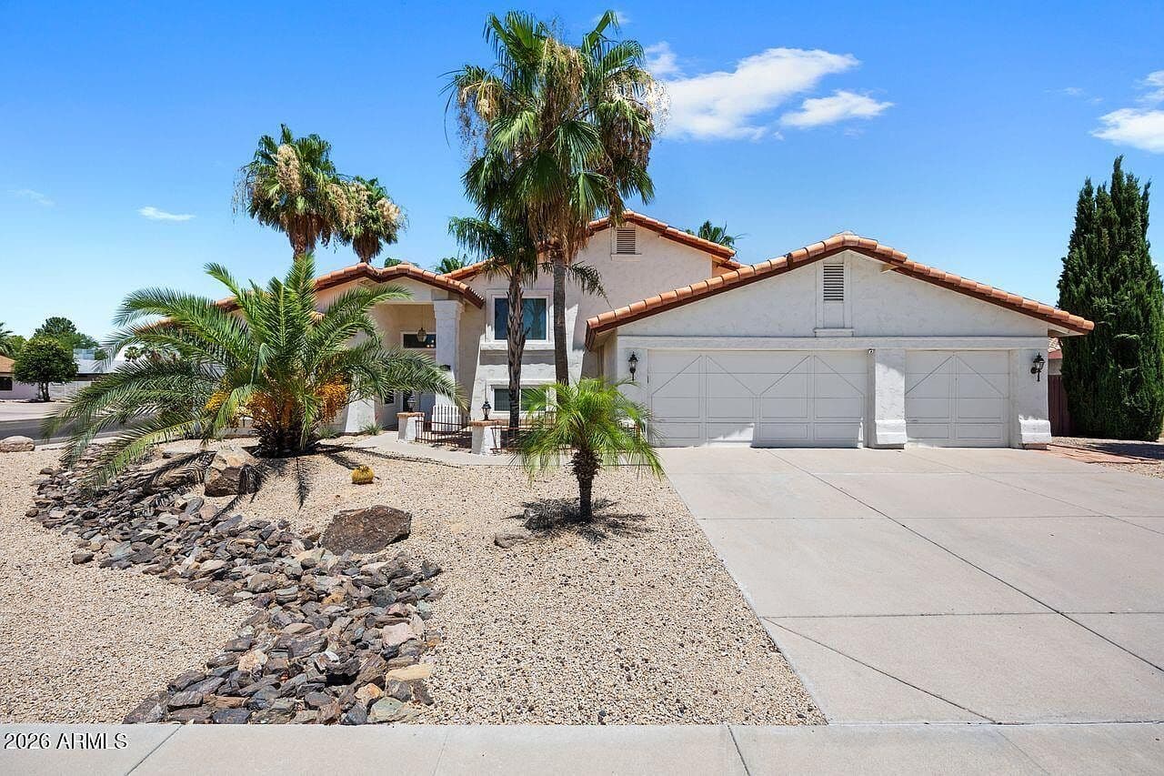 4402 E Vista Drive
