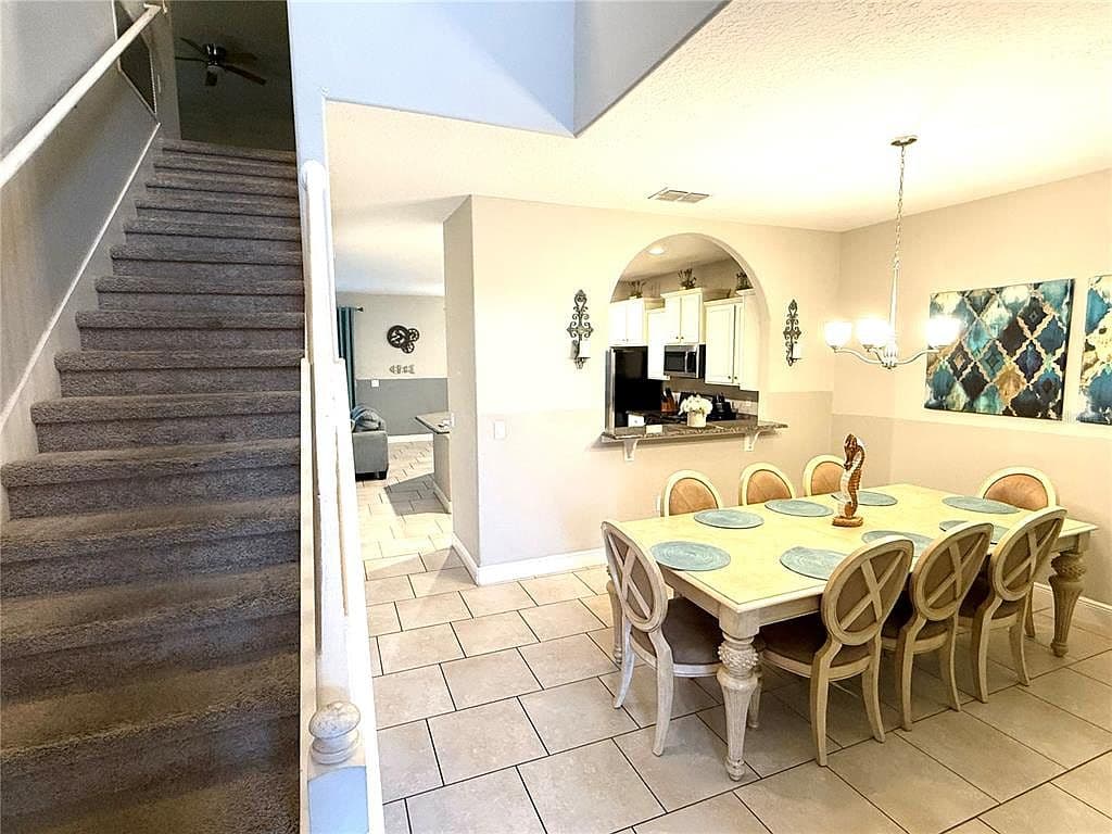 5294 Wildwood Way - Image 2