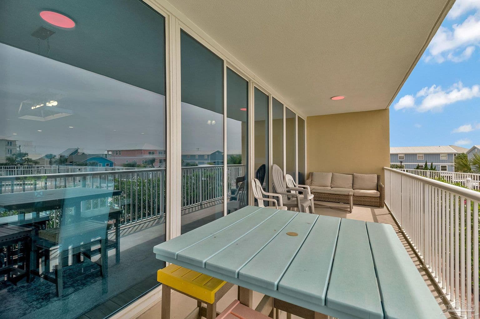 1524 W Beach Blvd Apt 202 — photo 5