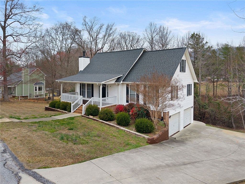 17 Hester Rd - Image 2