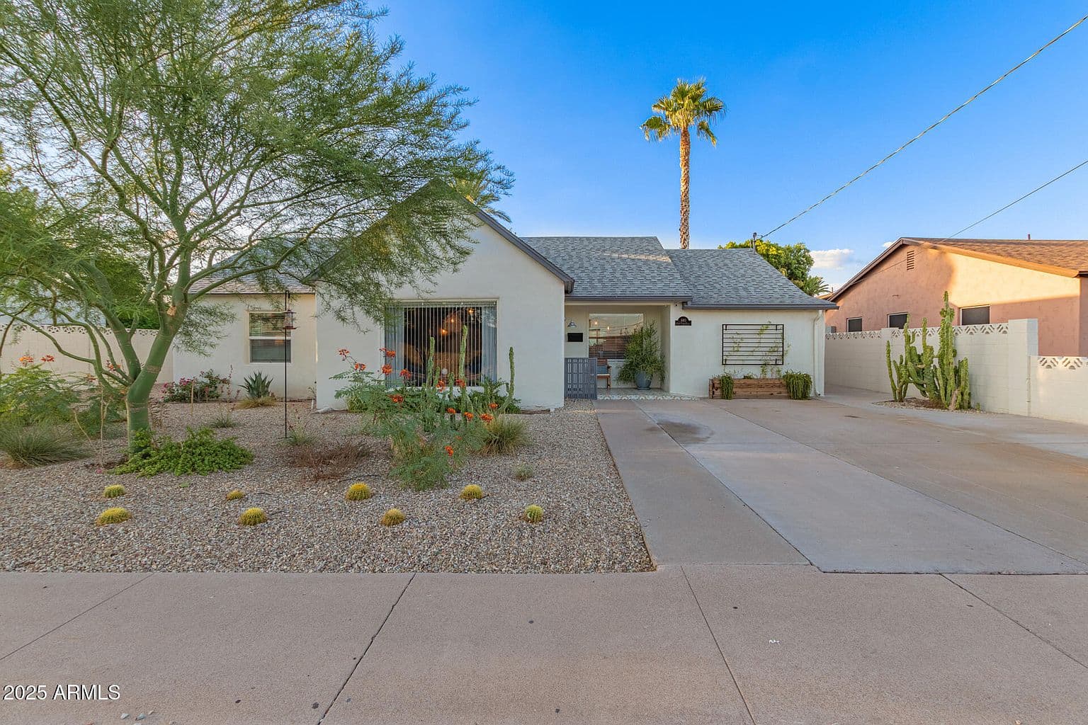 440 W Pepper Place - Image 2