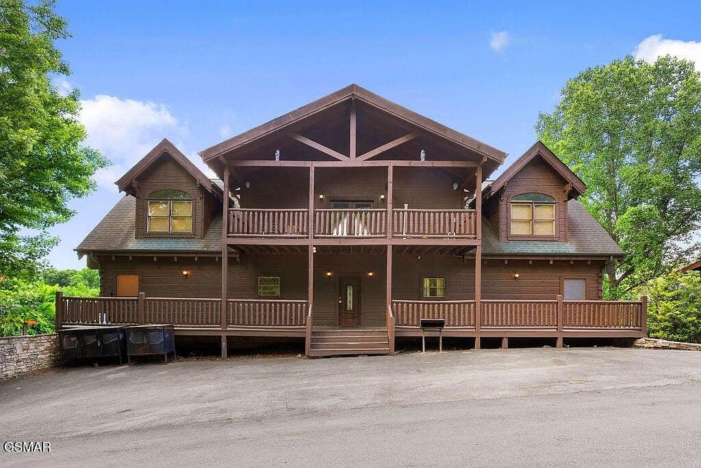 326 Alpine Mountain Way