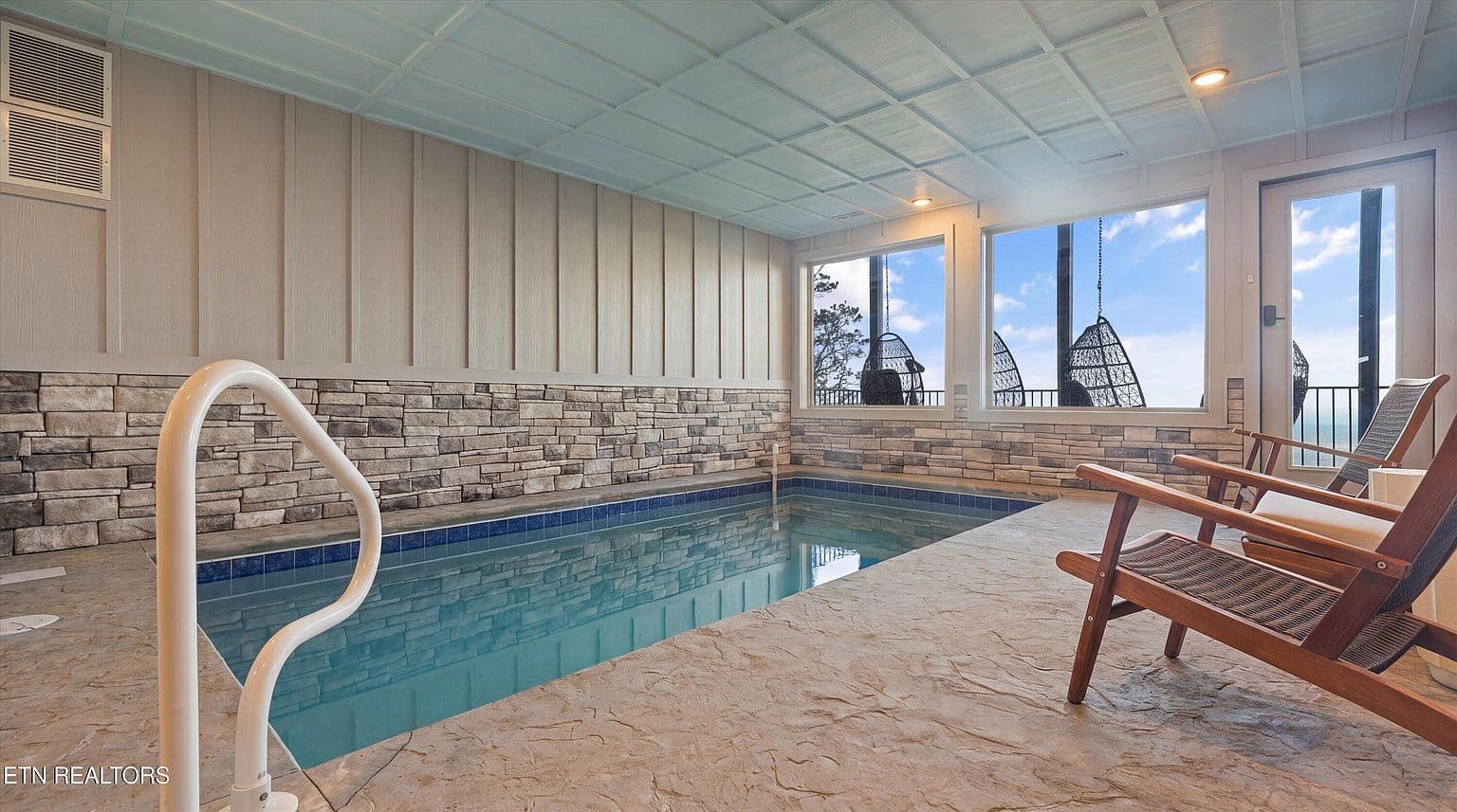 3297 Duncan Spring Rd - Image 2