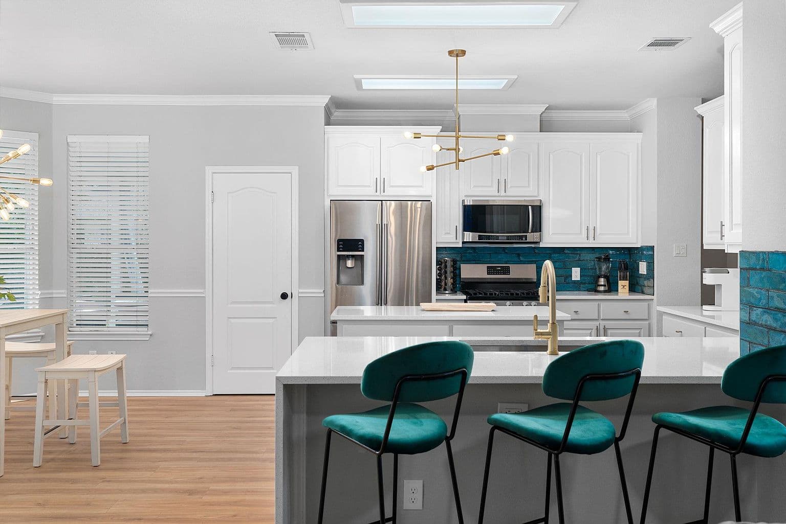 807 Clarence Bohls Ln — photo 6