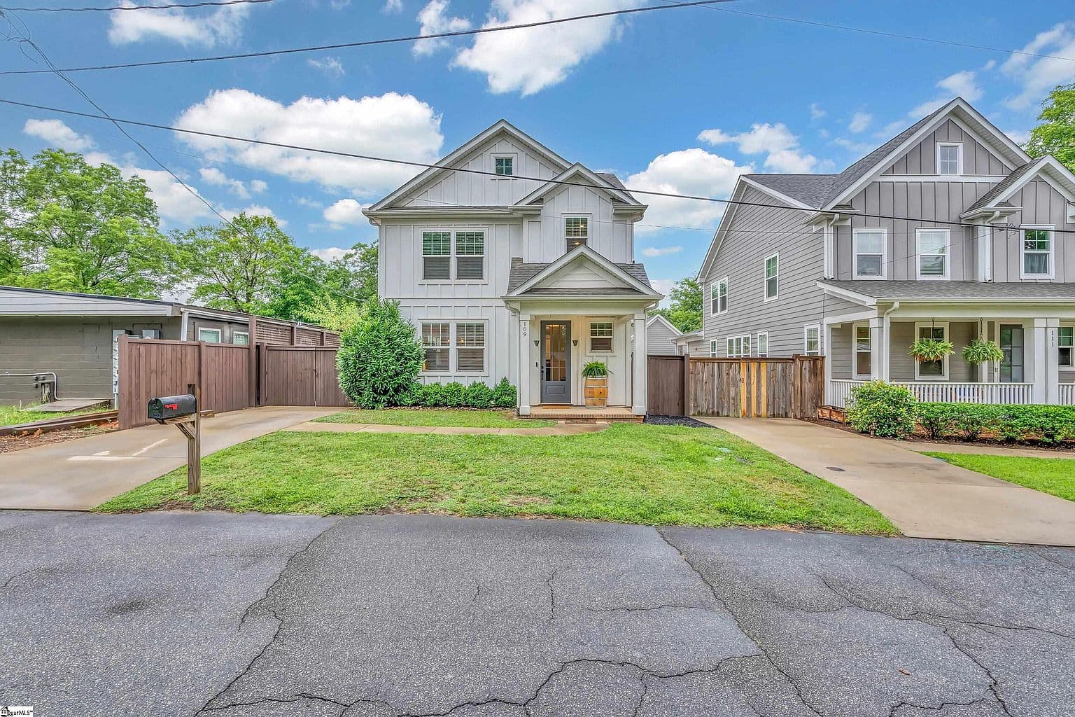 109 David St - Image 2
