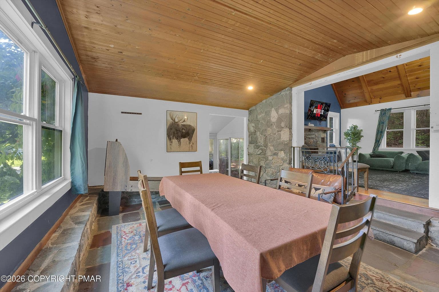 5951 Milford Rd — photo 5