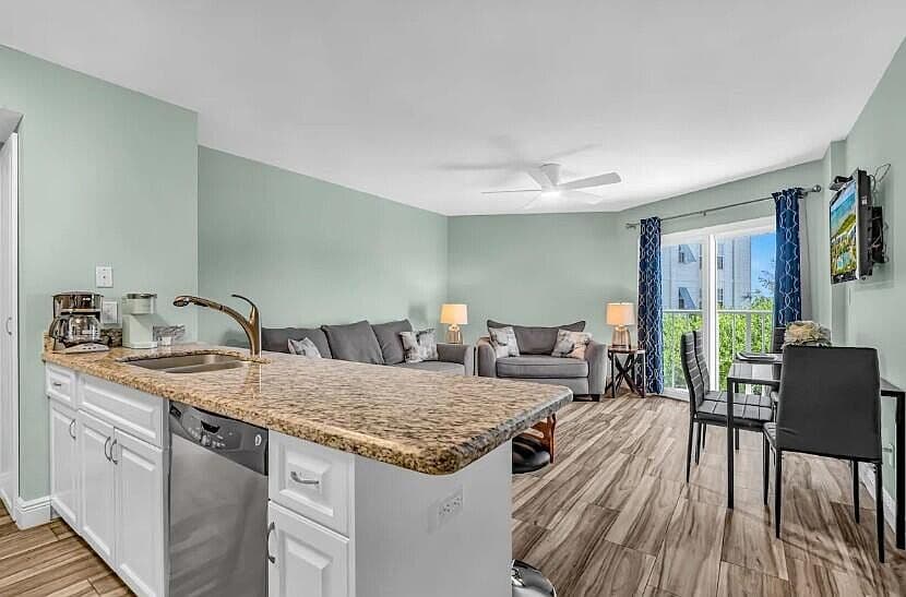 500 Burton Dr #2202 — photo 5
