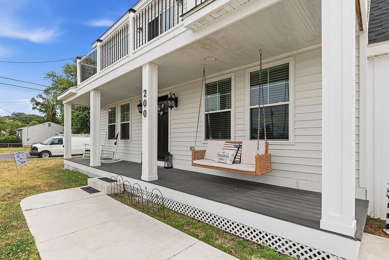200 Holmes Ave N - Image 2