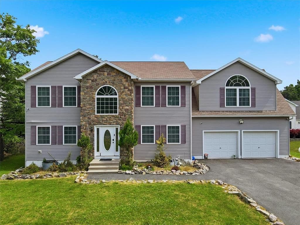 1091 Clover Rd