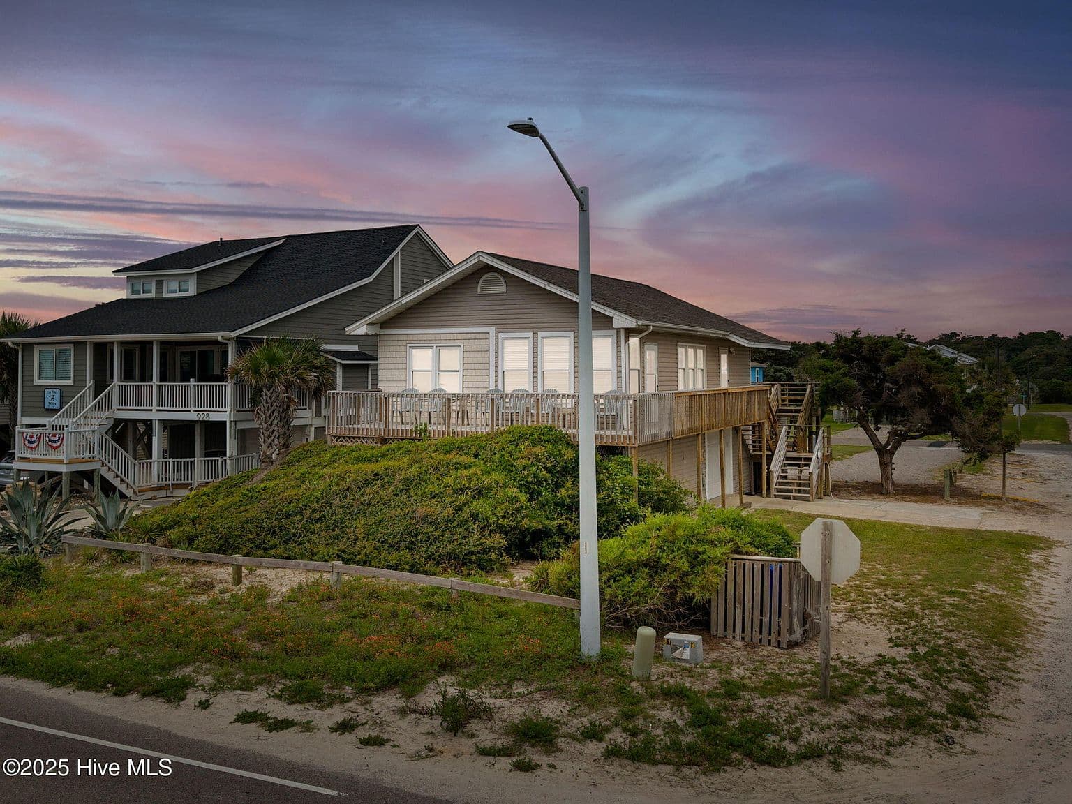 930 E Beach Drive — photo 5