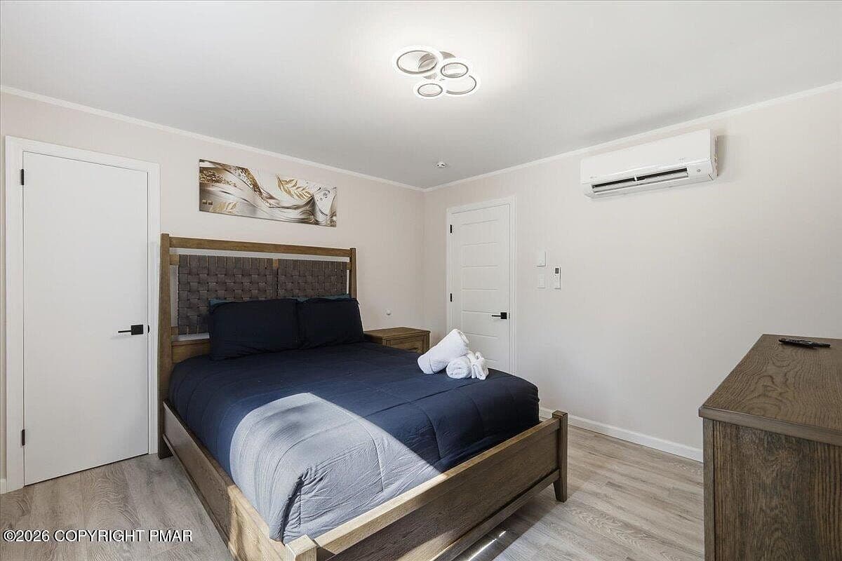 6539 Laurel Hollow Dr — photo 4