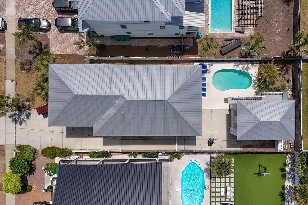 64 Dolphin St - Image 3