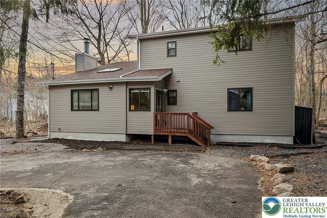 8499 Bumble Bee Way - Image 2
