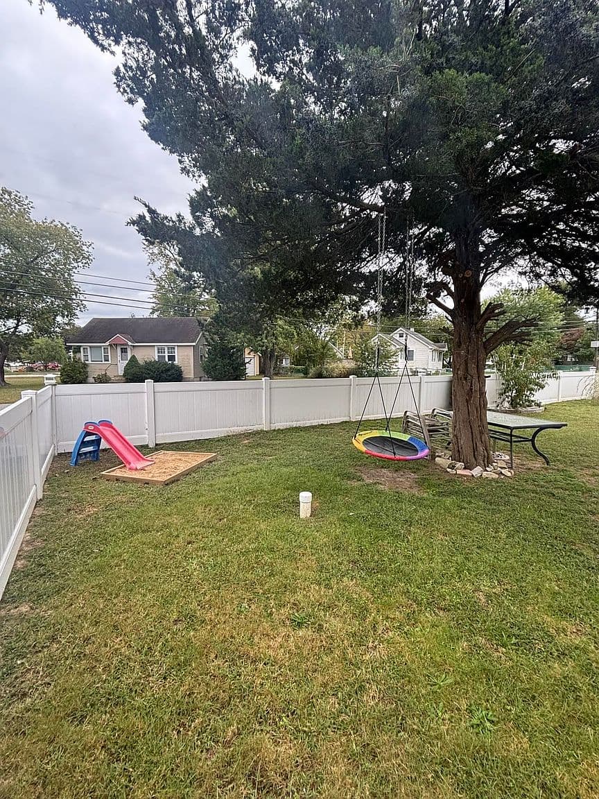 18 Ellery Rd - Image 3