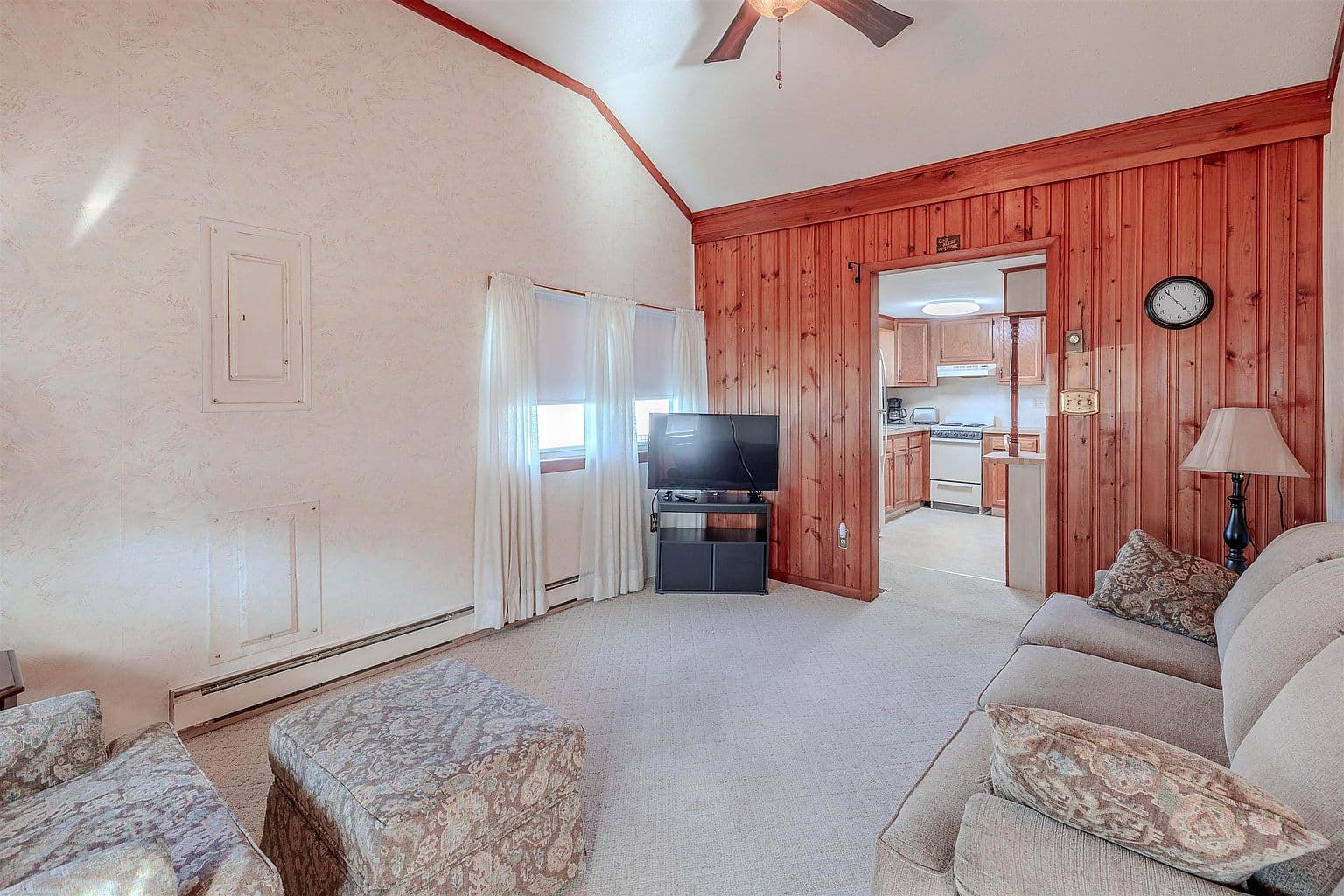 9 Maplewood Ave — photo 6