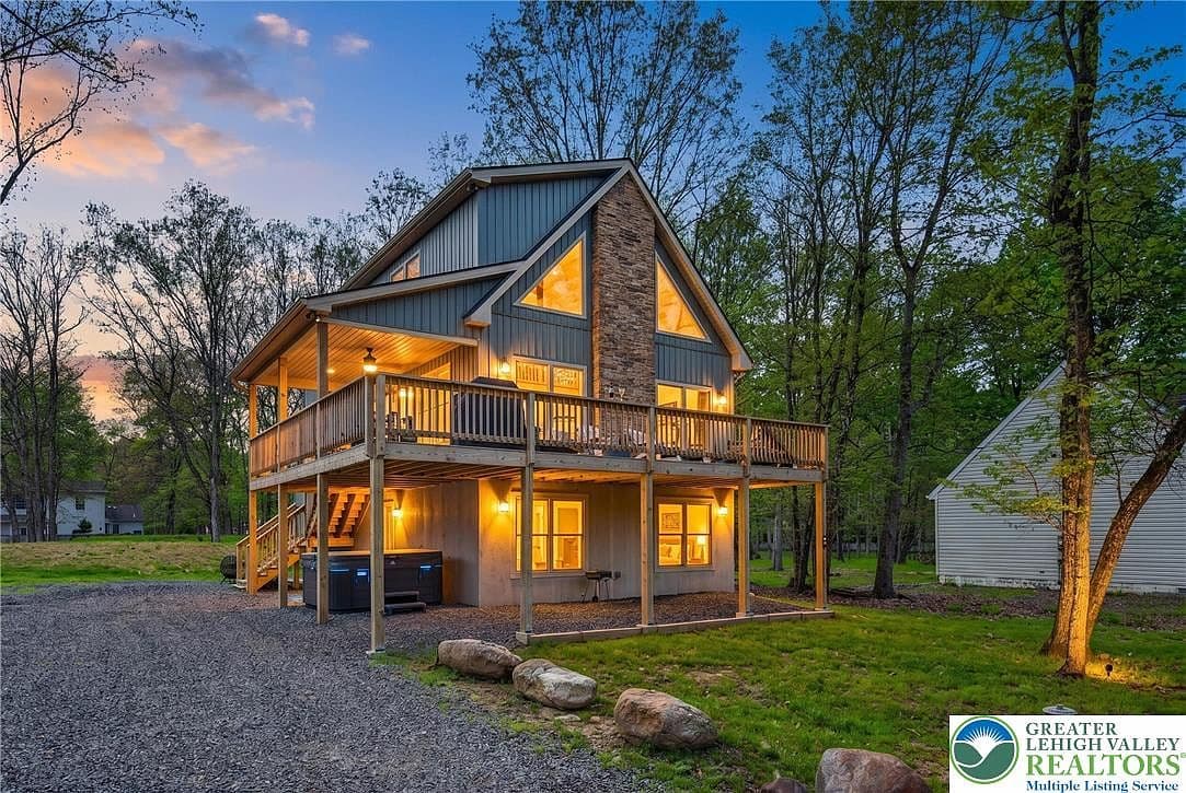 37 Frost Lane Penn