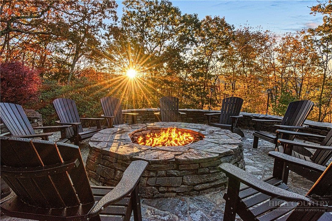 419 Summit Trail - Image 3