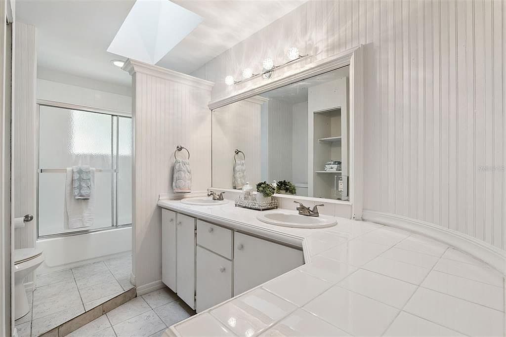 5556 S Lancewood Circle — photo 6