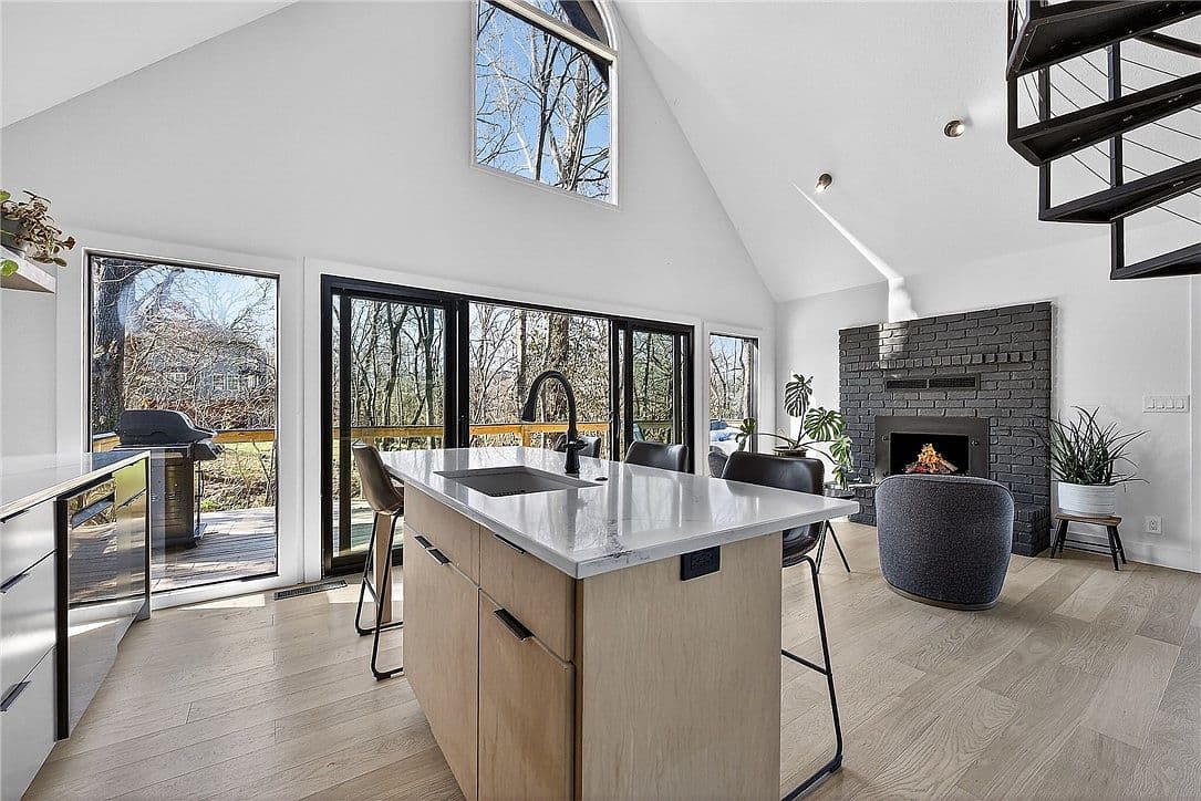 1701 Nw 3rd St - Image 2