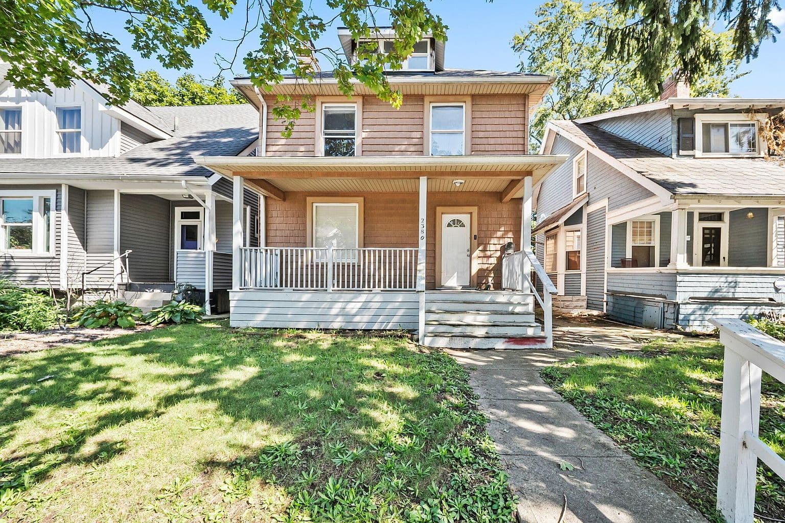 2380 Indiana Ave