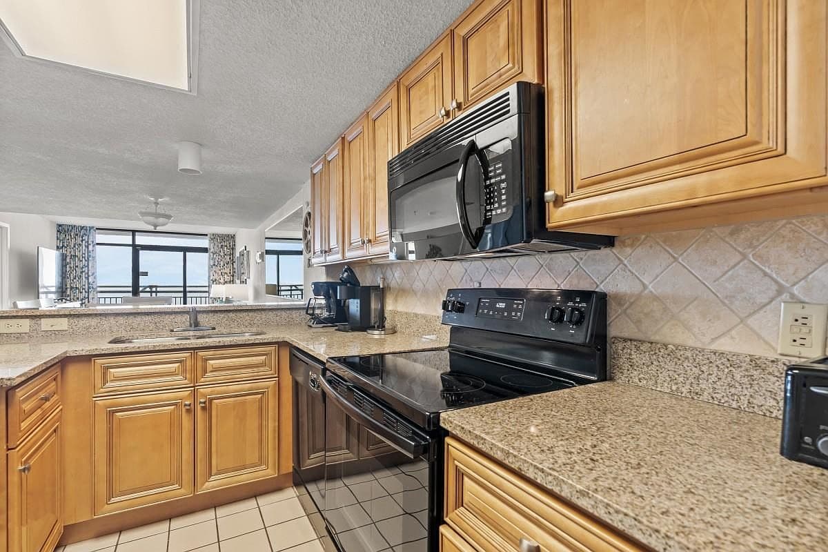 4800 S Ocean Blvd. #404 — photo 5