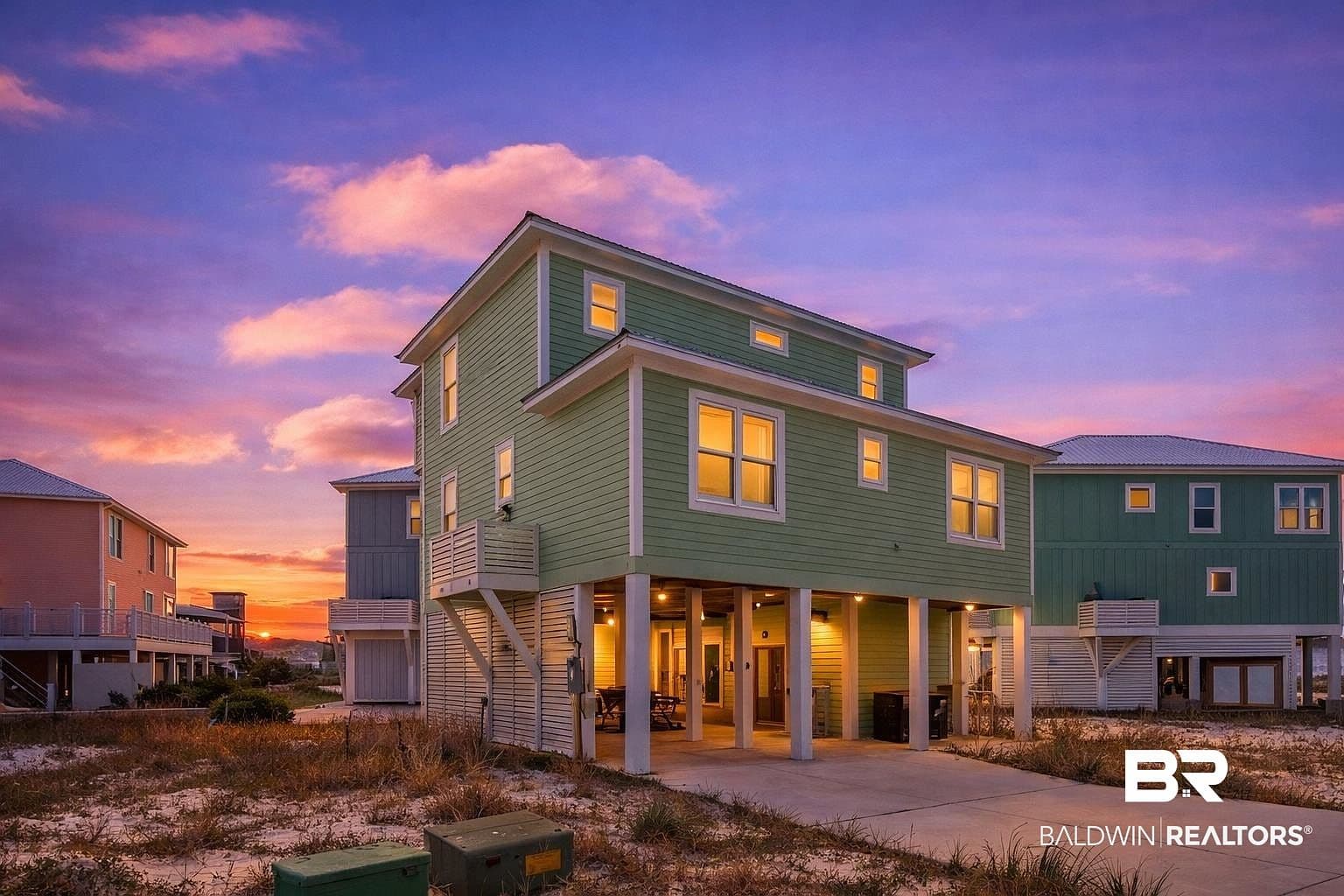 6052 Sawgrass Cir