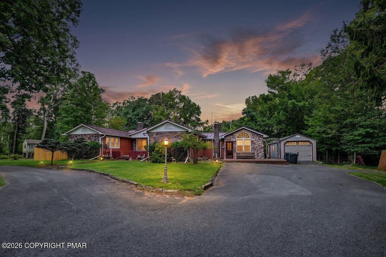 361 Preacher Hill Rd - Image 2