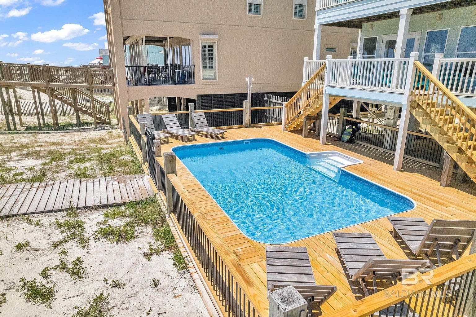 1385 W Beach Blvd — photo 6
