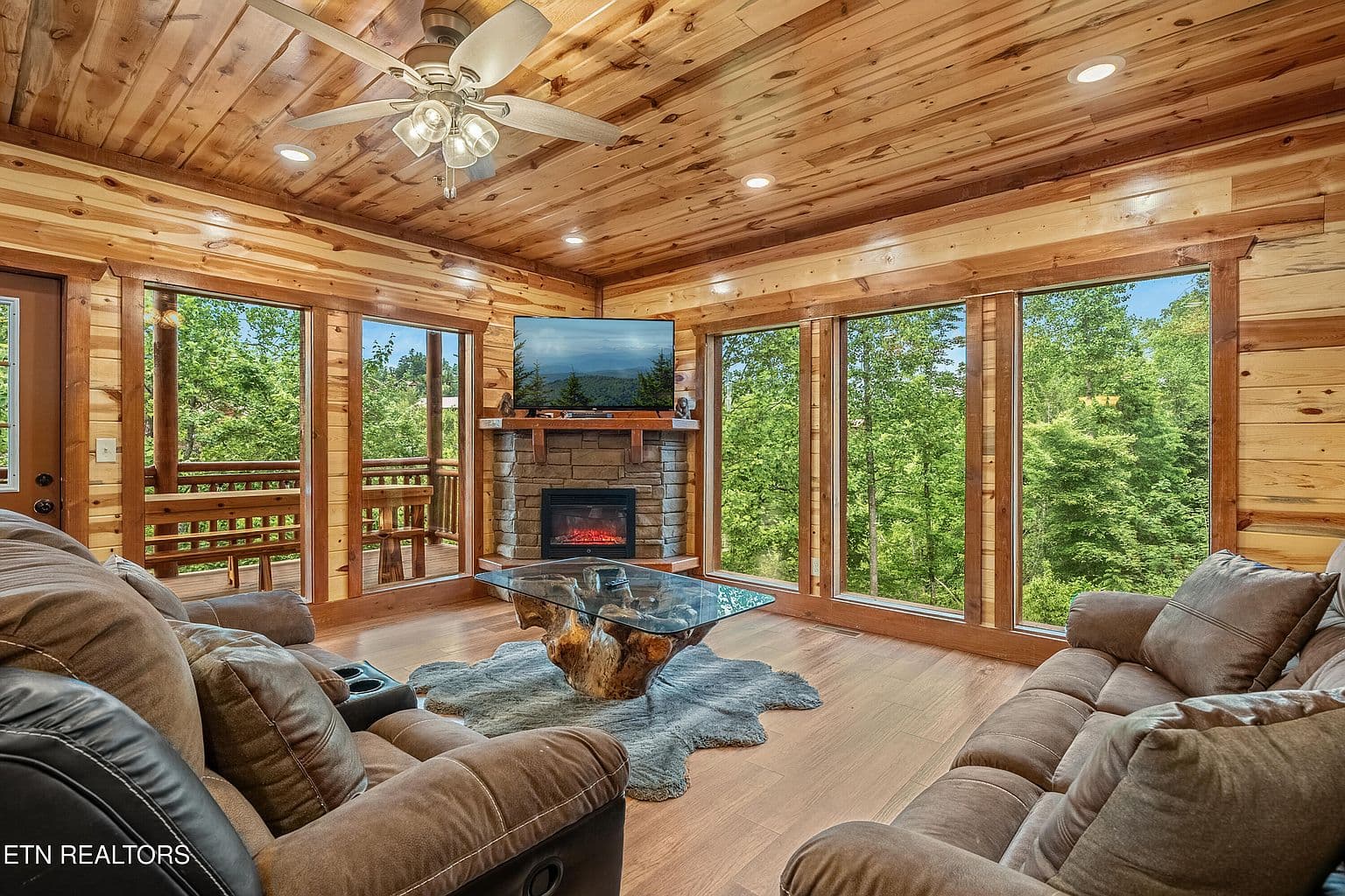 2864 Owens Ridge Way - Image 2