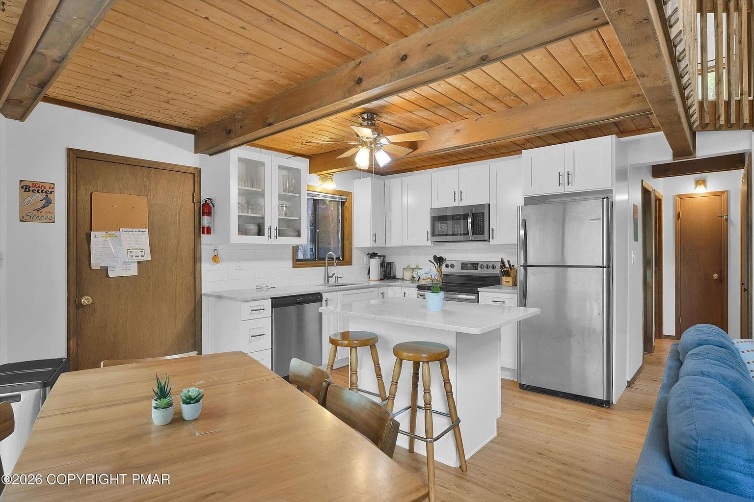 228 Mountain View Dr — photo 6