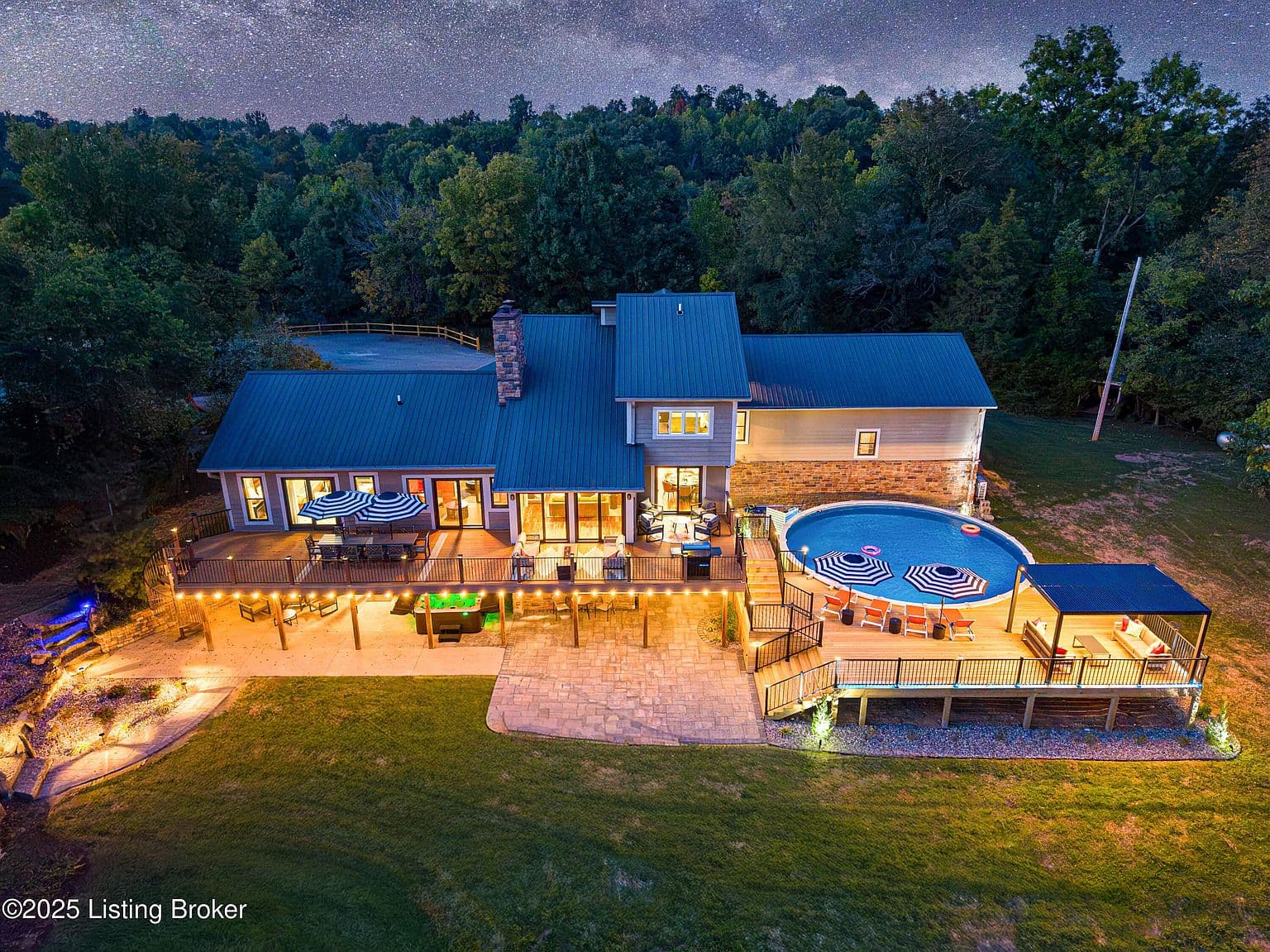 970 Hubbards Ln