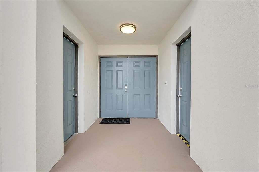 8807 Crayson Court - Image 3