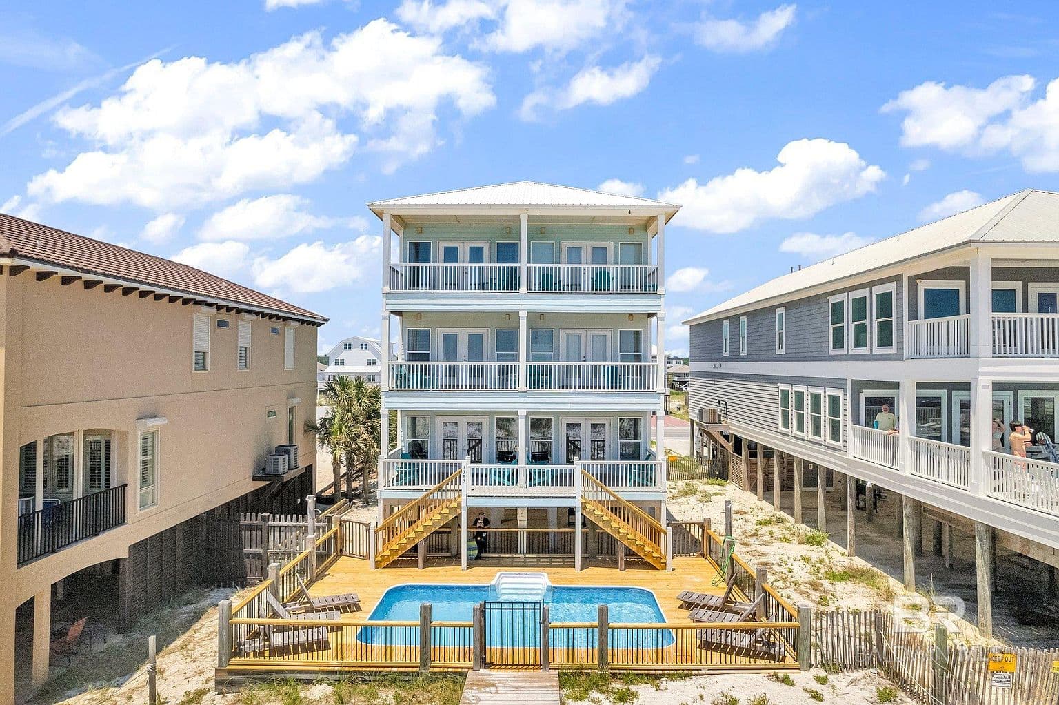 1385 W Beach Blvd - Image 3