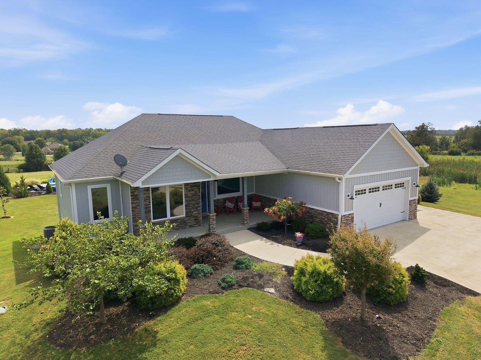 490 James Ln - Image 3